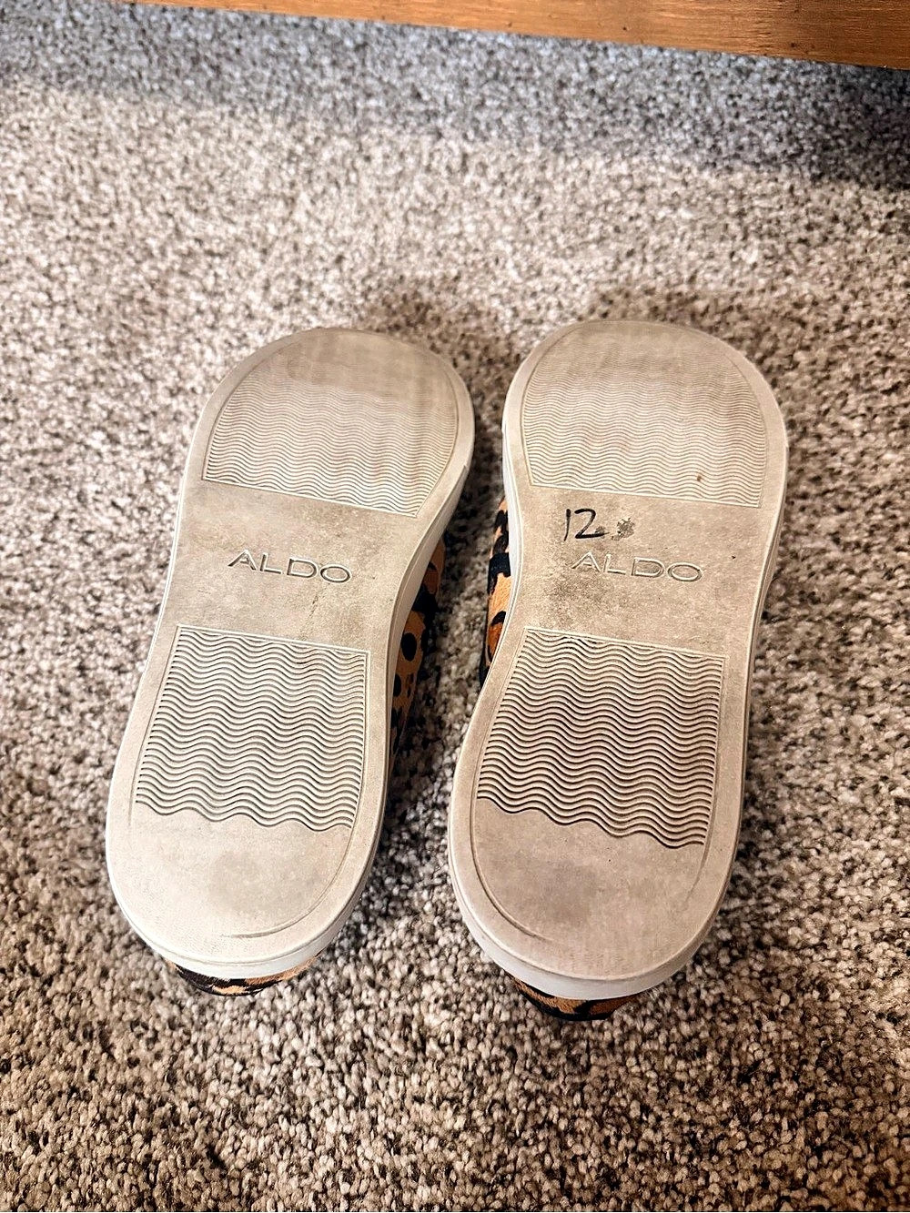 Disney Aldo Mickey Mouse Cheetah Slip-On Sneakers US 8 - Picture 9 of 11